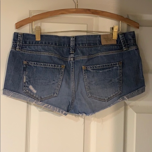 Short jean shorts - Picture 2 of 2